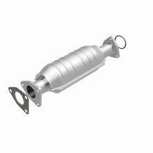 Load image into Gallery viewer, MagnaFlow Direct Fit Catalytic Converter 03-04 Honda Pilot 3.5L