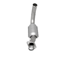 Load image into Gallery viewer, MagnaFlow Direct Fit Catalytic Converter 2004 Liberty P/S frt OEM