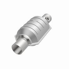 Load image into Gallery viewer, MagnaFlow Universal Catalytic Converter 2 Single O2 Boss