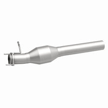 Load image into Gallery viewer, MagnaFlow Direct Fit Catalytic Converter 00-03 Ford F250/350 SD 7.3