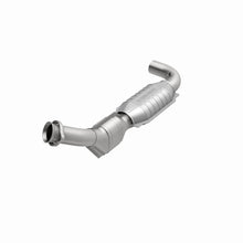 Load image into Gallery viewer, MagnaFlow Direct Fit Catalytic Converter 97-98 F150/F250 4.2L 2Wd P/