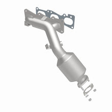 Load image into Gallery viewer, MagnaFlow Direct Fit Catalytic Converter 10-12 Hyundai Genesis 3.8L