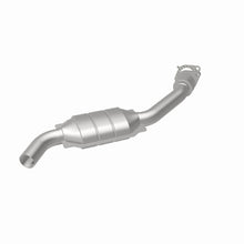 Load image into Gallery viewer, MagnaFlow Direct Fit Catalytic Converter 00-04 Ford Taurus 3.0L