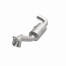 Load image into Gallery viewer, MagnaFlow Direct Fit Catalytic Converter 2017 F-150 3.5 OEM Underbody