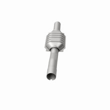 Load image into Gallery viewer, MagnaFlow Direct Fit Catalytic Converter 02-04 Jeep Grand Cherokee 4.0L Rear