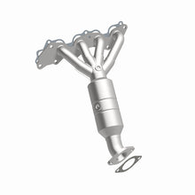 Load image into Gallery viewer, MagnaFlow Direct Fit Catalytic Converter 08-09 Ford Focus 2.0L