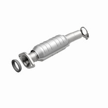 Load image into Gallery viewer, MagnaFlow Direct Fit Catalytic Converter 04-06 Toyota Sienna 3.3L AWD Rear