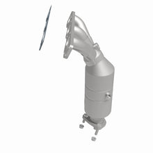 Load image into Gallery viewer, MagnaFlow Direct Fit Catalytic Converter 04-05 Suz Verona2.5 Manifold Front