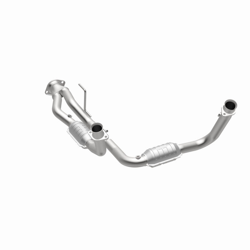 MagnaFlow Direct Fit Catalytic Converter 05-06 Jeep Grand Cherokee 3.7L Y-Pipe Assembly