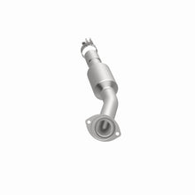 Load image into Gallery viewer, MagnaFlow Direct Fit Catalytic Converter 09-12 Toyota RAV4 2.5 3.5 Underbody