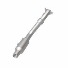 Load image into Gallery viewer, MagnaFlow Direct Fit Catalytic Converter OEM 2004-2006 Chrysler Pacifica Underbody