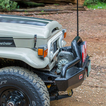 Load image into Gallery viewer, ARB Winchbar Toyota Lc40/42/45/47 - GTR Auto