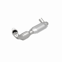 Load image into Gallery viewer, MagnaFlow Direct Fit Catalytic Converter 01-02 Ford F-150 5.4L