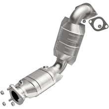 Load image into Gallery viewer, MagnaFlow Direct Fit Catalytic Converter 02-04 Ford Focus L4-2.0L