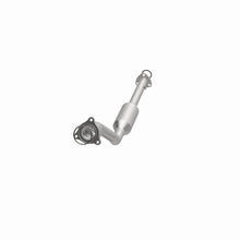 Load image into Gallery viewer, MagnaFlow Direct Fit Catalytic Converter 99-02 GM Alero/Sunfire 2.4L