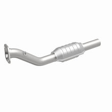 Load image into Gallery viewer, MagnaFlow Direct Fit Catalytic Converter 2007 Dodge Caliber 2.4L