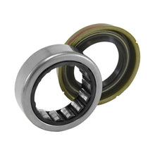 Load image into Gallery viewer, Yukon Gear 04+ Durango / 07+ P/U &amp; Van Rear Wheel Bearing &amp; Seal Kit - GTR Auto