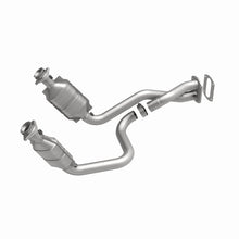 Load image into Gallery viewer, MagnaFlow Direct Fit Catalytic Converter 05-07 Ford F250/F350 5.4L