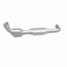 Load image into Gallery viewer, MagnaFlow Direct Fit Catalytic Converter 01-02 Exped/F-150 5.4L D/S