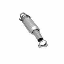 Load image into Gallery viewer, MagnaFlow Direct Fit Catalytic Converter 04 Toyota Sienna 3.3L