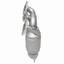 Load image into Gallery viewer, MagnaFlow Direct Fit Catalytic Converter Contour 2.5L Rear Manifold