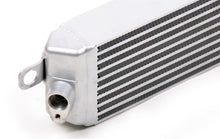 Load image into Gallery viewer, CSF 07-13 BMW M3 (E9X) Race-Spec Oil Cooler - GTR Auto