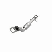 Load image into Gallery viewer, MagnaFlow Direct Fit Catalytic Converter 99-02 Oldsmobile Intrigue