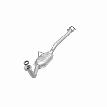 Load image into Gallery viewer, MagnaFlow Direct Fit Catalytic Converter 98-01 Metro/Swift 1.3 rr OE
