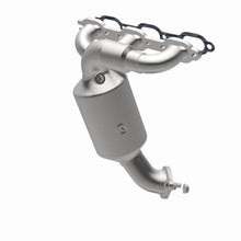Load image into Gallery viewer, MagnaFlow DF Catalytic Converter Federal Frt SS 2007 Chrysler Pacifica Base/Limited/Touring 4.0L/241