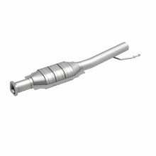 Load image into Gallery viewer, MagnaFlow Direct Fit Catalytic Converter 2005 Ford Escape 3.0L