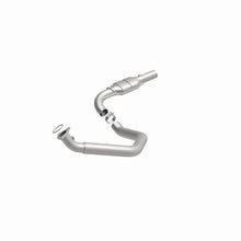 Load image into Gallery viewer, MagnaFlow Direct Fit Catalytic Converter 03-07 GM 2500/3500 D/S OEM