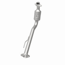 Load image into Gallery viewer, MagnaFlow Direct Fit Catalytic Converter 05-06 Jeep Wrangler L4-2.4L