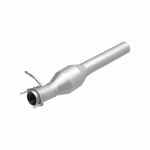 Load image into Gallery viewer, MagnaFlow Direct Fit Catalytic Converter 00-03 Ford F250/350 SD 7.3