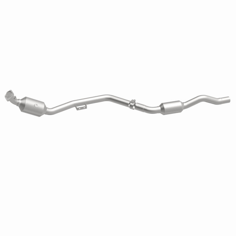 MagnaFlow Direct Fit Catalytic Converter OEM 2007 Mercedes-Benz E350 Underbody - 69.125in Length 5411666