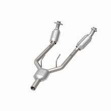 Load image into Gallery viewer, MagnaFlow Direct Fit Catalytic Converter 96-97 Mercury Cougar 3.8L
