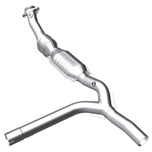 Load image into Gallery viewer, MagnaFlow Direct Fit Catalytic Converter 01-03 F150 5.4 Passenger Side OEM