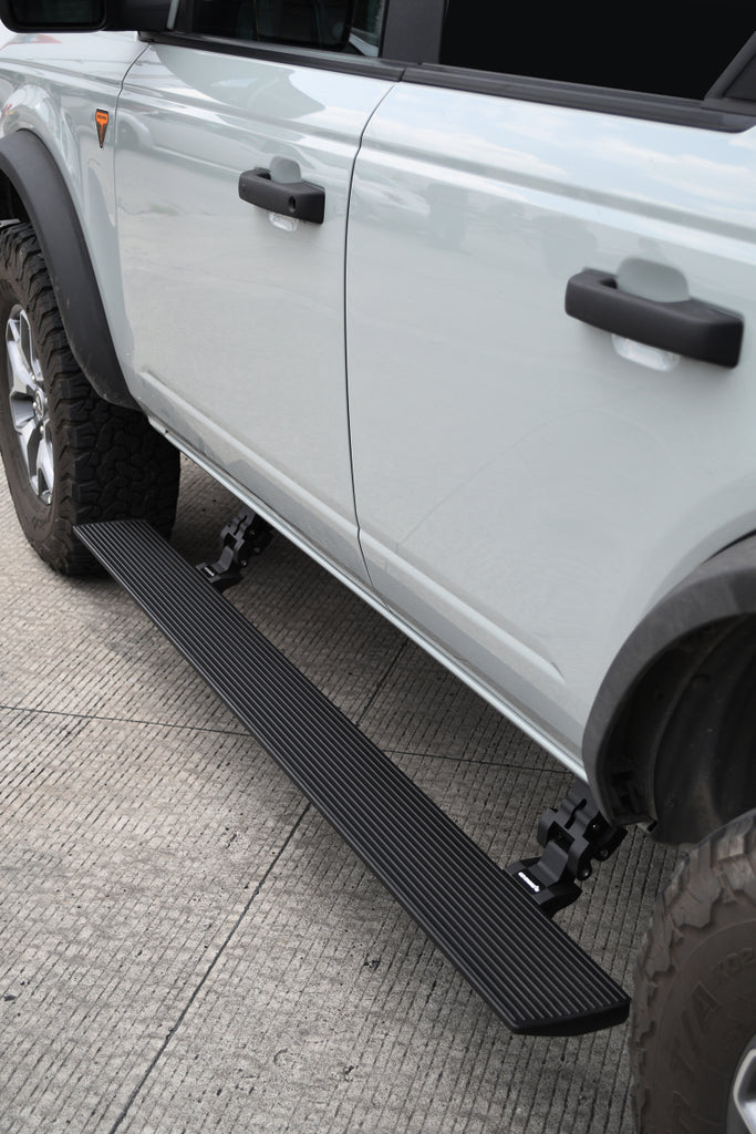 RealTruck 21-24 Ford Bronco 4dr VoltStep Electric Running Board Kit (No Drill) - Tex. Blk - GTR Auto