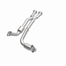 Load image into Gallery viewer, MagnaFlow Direct Fit Catalytic Converter 06-10 Jeep Grand Cherokee 6.1L