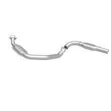 Load image into Gallery viewer, MagnaFlow Direct Fit Catalytic Converter 07-08 Express 2500 4.8L Driver Side