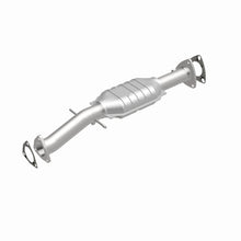 Load image into Gallery viewer, MagnaFlow Direct Fit Catalytic Converter Sonoma-S10 99 4.3L