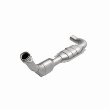 Load image into Gallery viewer, MagnaFlow Direct Fit Catalytic Converter 99 F150 4.6L V8 D/S 2WD