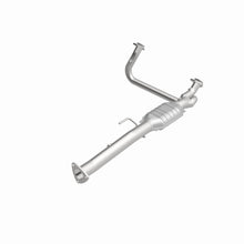Load image into Gallery viewer, MagnaFlow Direct Fit Catalytic Converter Astro-Safari Van 96-99