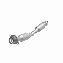 Load image into Gallery viewer, MagnaFlow Direct Fit Catalytic Converter OEM 2013-2017 Nissan Sentra Underbody