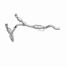 Load image into Gallery viewer, MagnaFlow Direct Fit Catalytic Converter 01-03 Dakota 3.9/5.9L