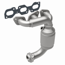 Load image into Gallery viewer, MagnaFlow Direct Fit Catalytic Converter Contour 95-00 2.5L Front MF