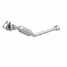 Load image into Gallery viewer, MagnaFlow Direct Fit Catalytic Converter 06-07 Cobalt 2.4L Auto
