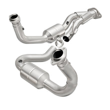 Load image into Gallery viewer, MagnaFlow Direct Fit Catalytic Converter 05-06 Gr Cherokee 4.7 OEM