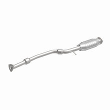 Load image into Gallery viewer, MagnaFlow Direct Fit Catalytic Converter 99-02 Lanos 1.6 rear OEM