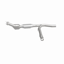 Load image into Gallery viewer, MagnaFlow Direct Fit Catalytic Converter 97-98 Ford Trucks 4.2L