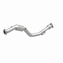 Load image into Gallery viewer, MagnaFlow Direct Fit Catalytic Converter 04-06 VW Phaeton 4.2L Passenger Side Front